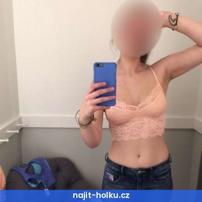Laura, 23 – Hevlín
